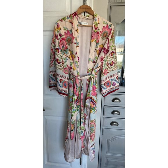Zara Womens Medium Printed Pockets Kimono with Belt Resortwear Vacation - Picture 3 of 11